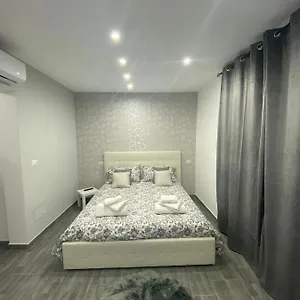 Nicolai 165 Apartment Bari